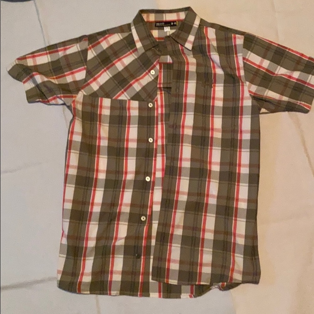Under Armour Men’s plaid button shirt NWOT Small